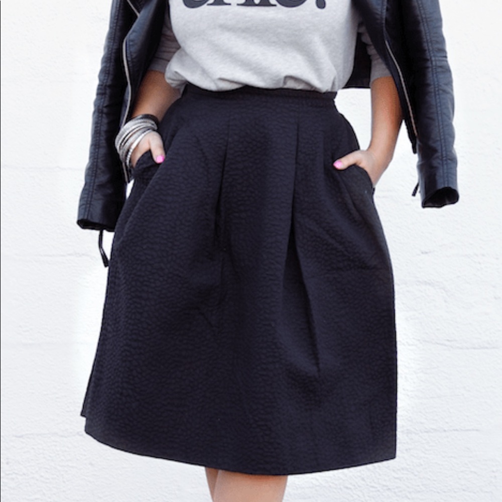 H&M navy blue woven full midi skirt